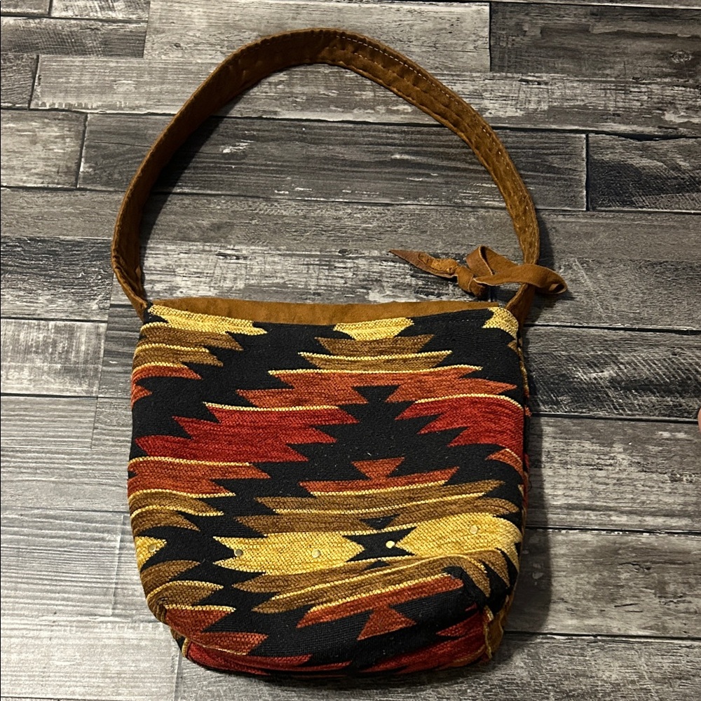 Bundle for a discount!!!!
Boho Chic Bag in Brown and Multicolor - Picture 2 of 7